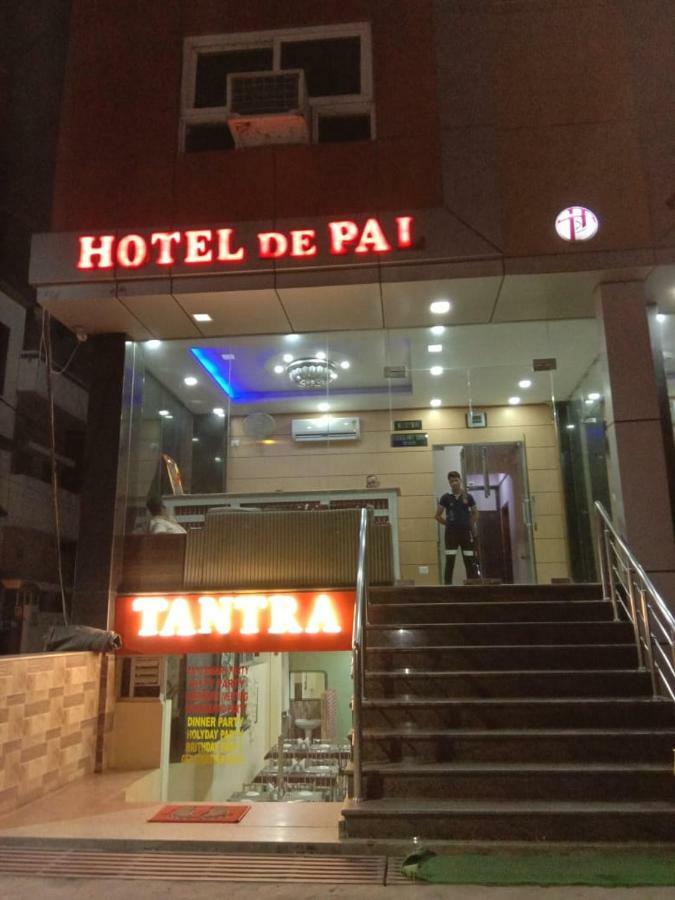 Adb Rooms Hotel De Pal 바라나시 외부 사진